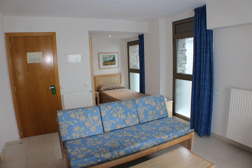Hotel Cubil Pas De La Casa Bagian luar foto