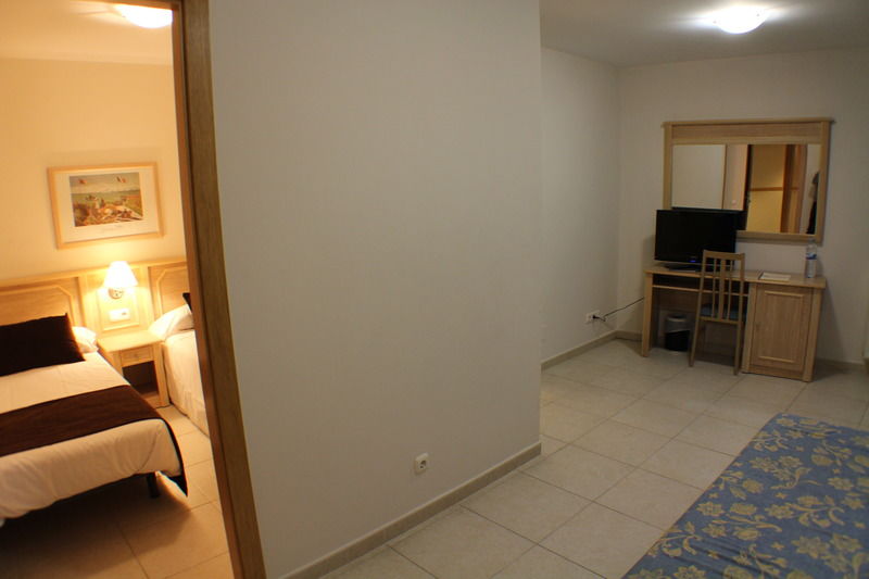 Hotel Cubil Pas De La Casa Bagian luar foto